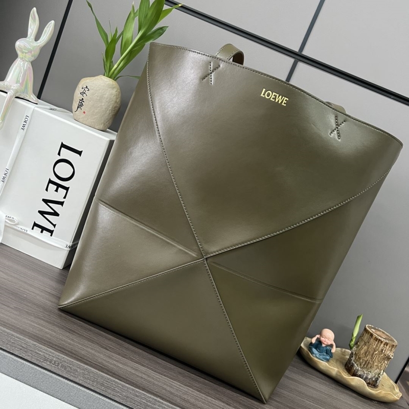 l*ew* shopping bags